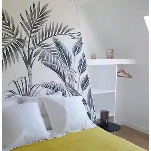  Hébergement de vacances La Maison Du Village