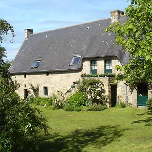 3* Couette-café Les Chaumières De Kerimel